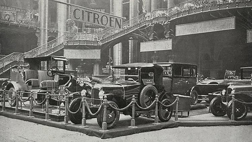 Citroen B10 в салоне в Париже 1923 г.